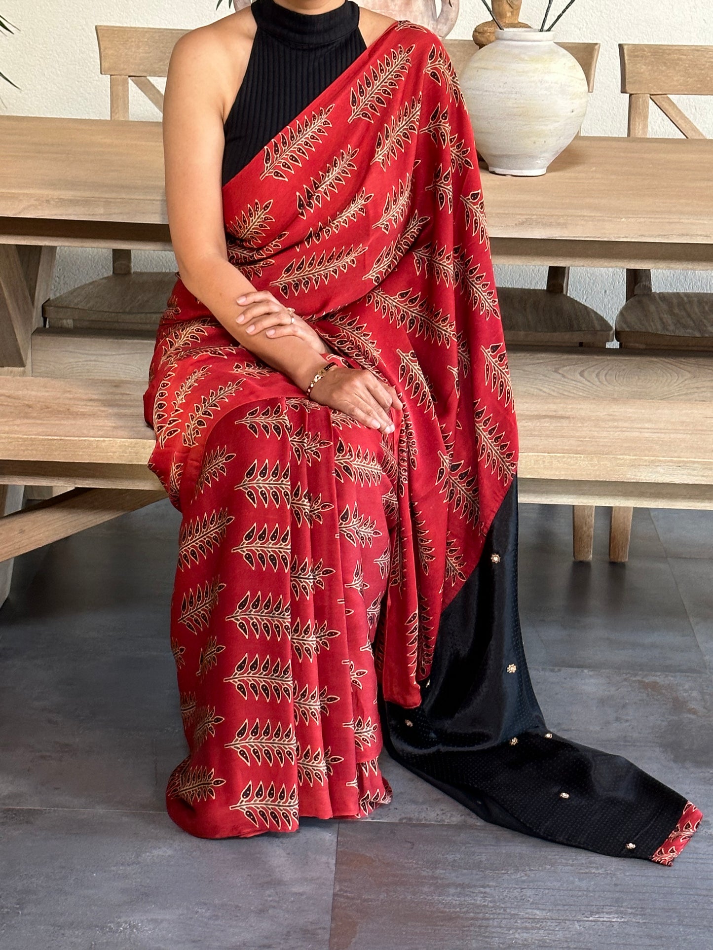 GAUTAMA MODAL SARI