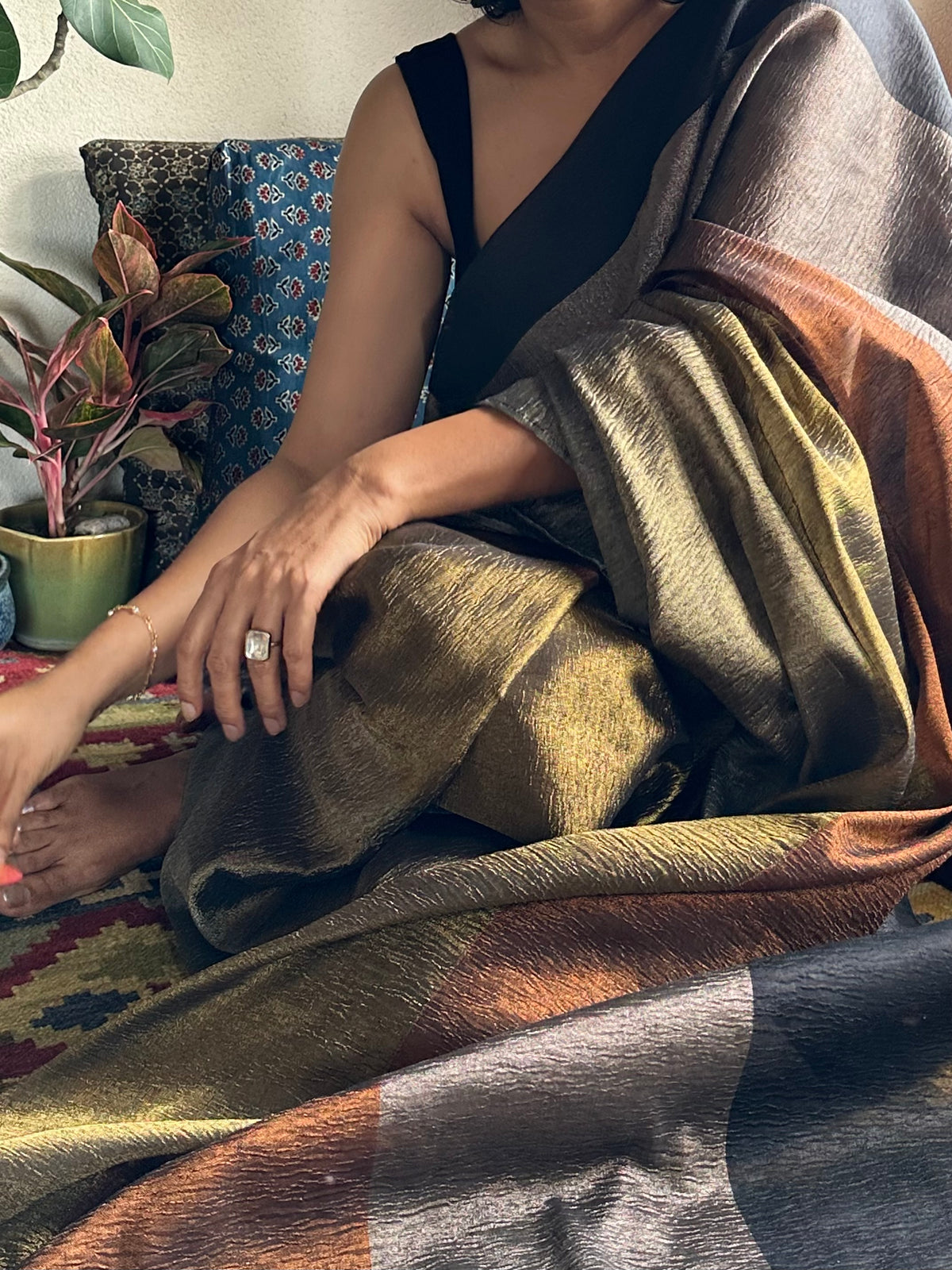 CHANDRKALA  TISSUE SARI