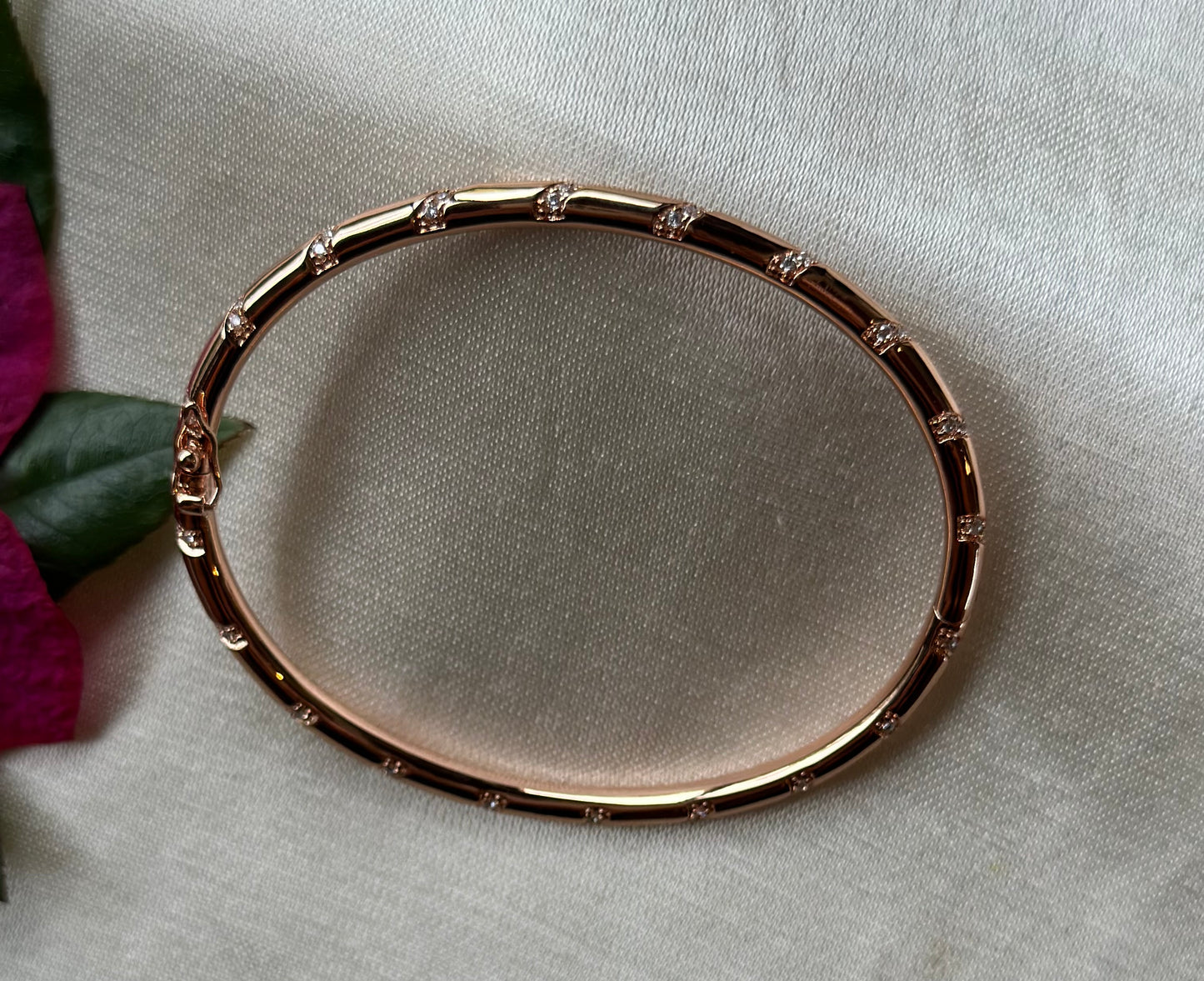 LUNA BRACELET