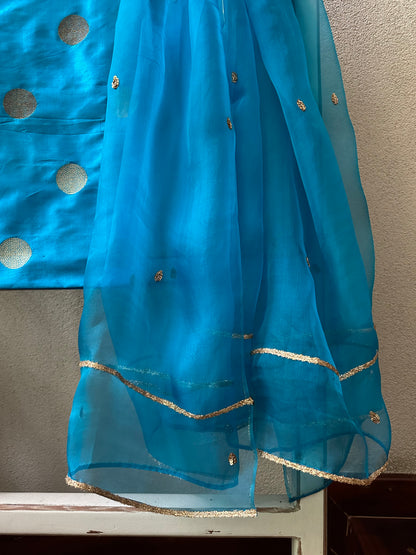 ANAMIKA 2 PIECE  SILK  SUIT  SET