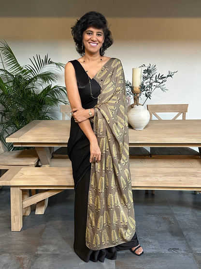 KATRINA  MODAL  SARI