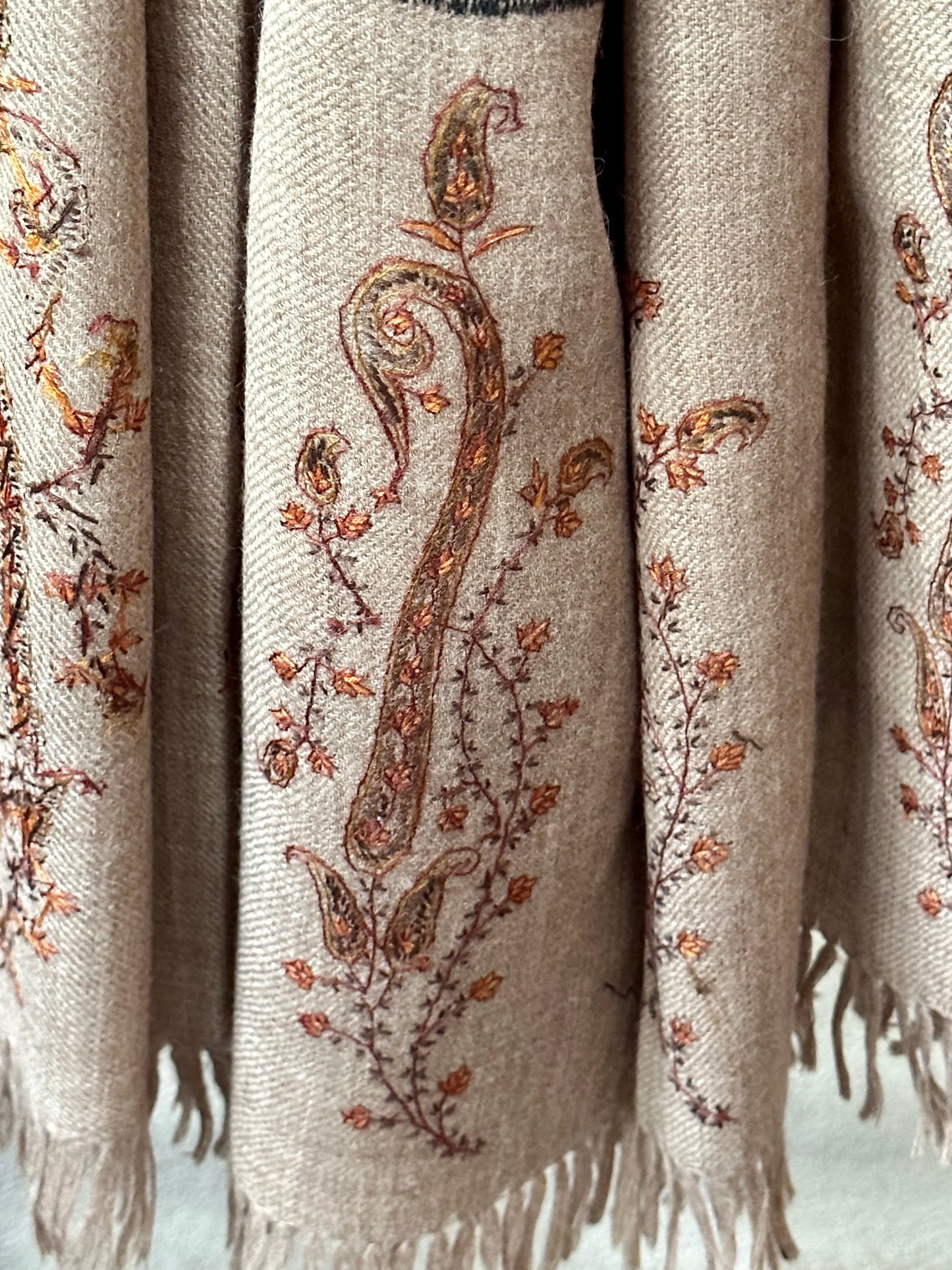 VASHUDARA SHAWL