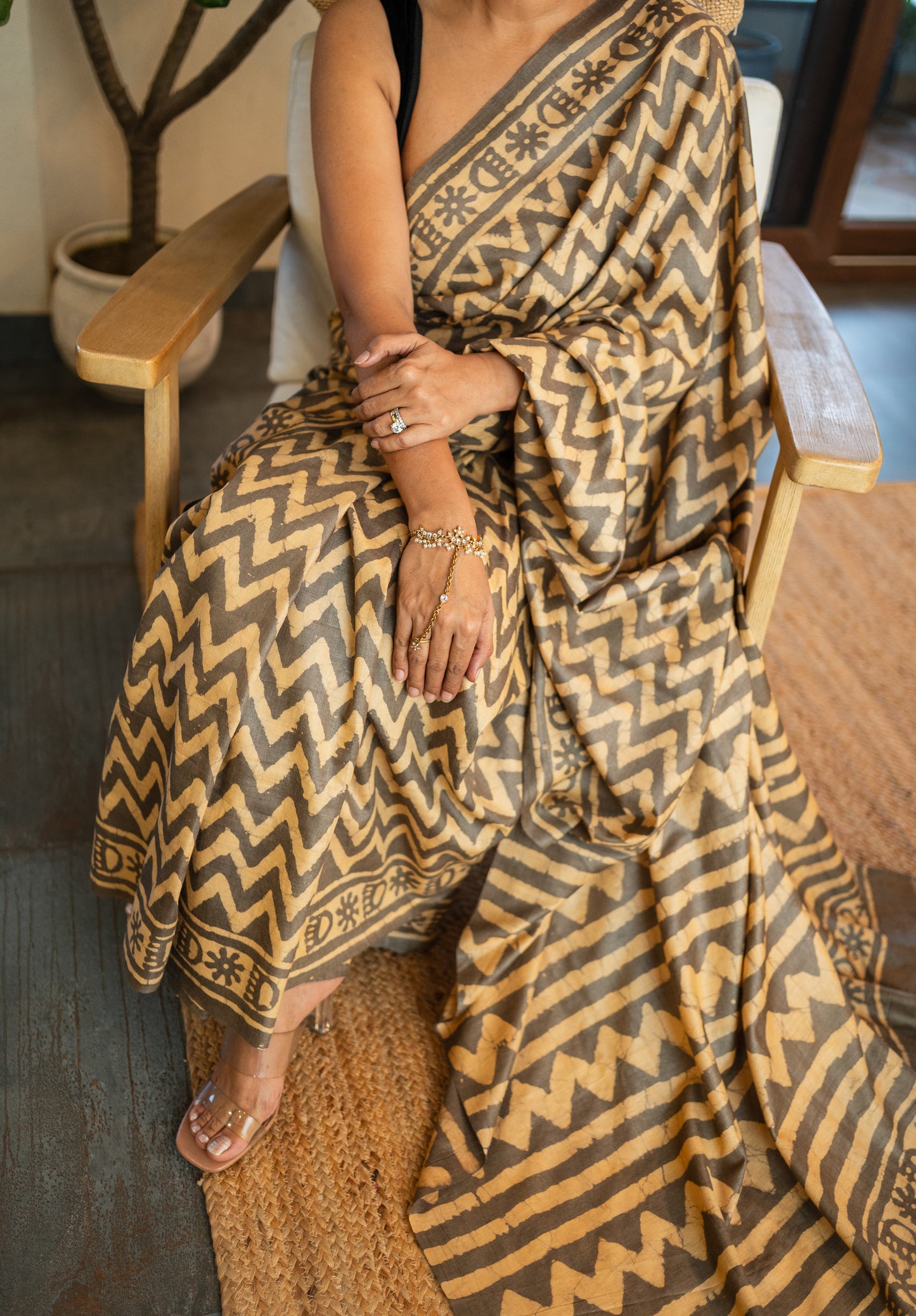 NEHA  SILK  SARI