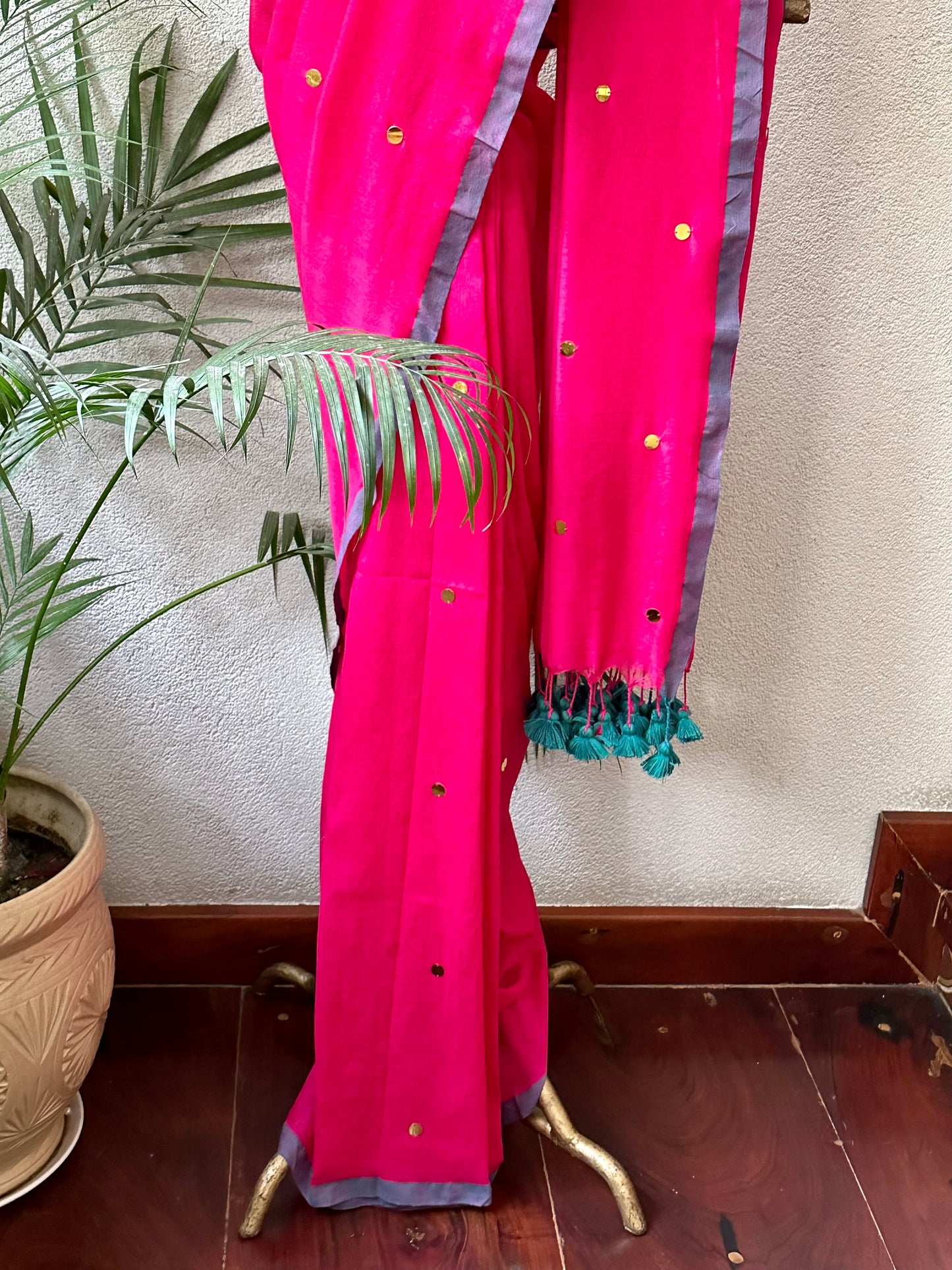 FUSCIA TILLA SAREE