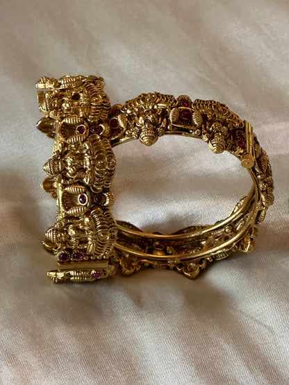 DEVIKA BANGLES