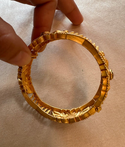 PAVITRA BANGLES