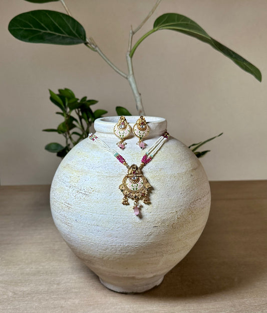 RADHA NECKLACE