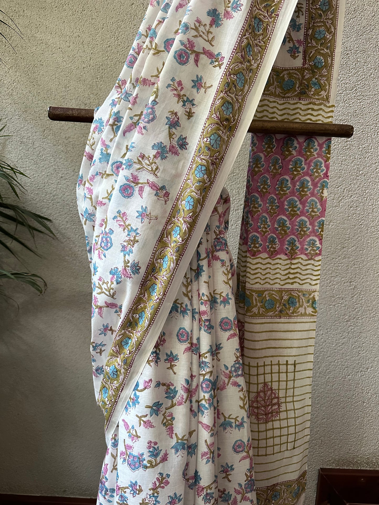 VASUNDHARA  COTTON  SARI
