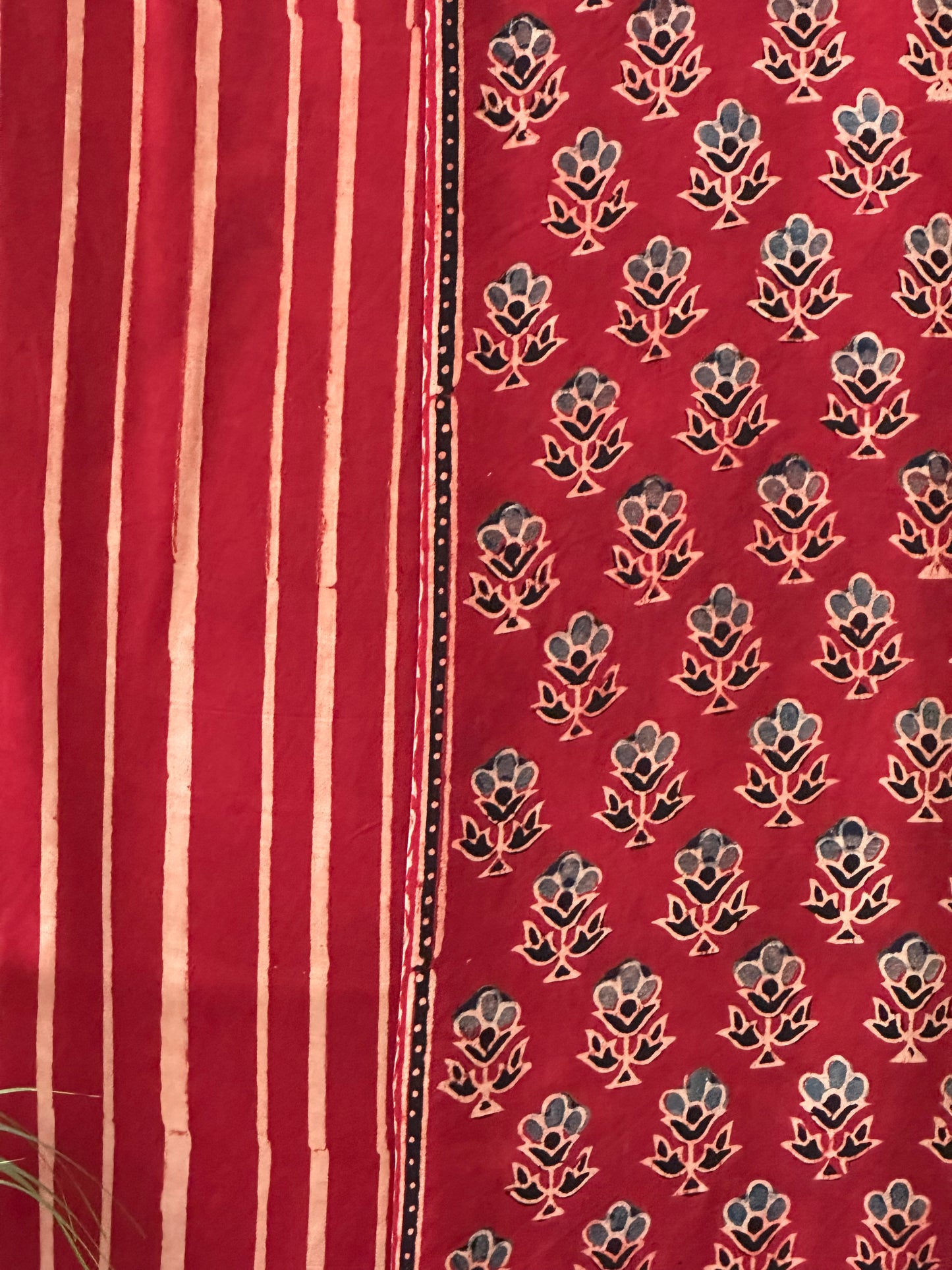 ATMA RAM  AJRAKH  MODAL  SUIT