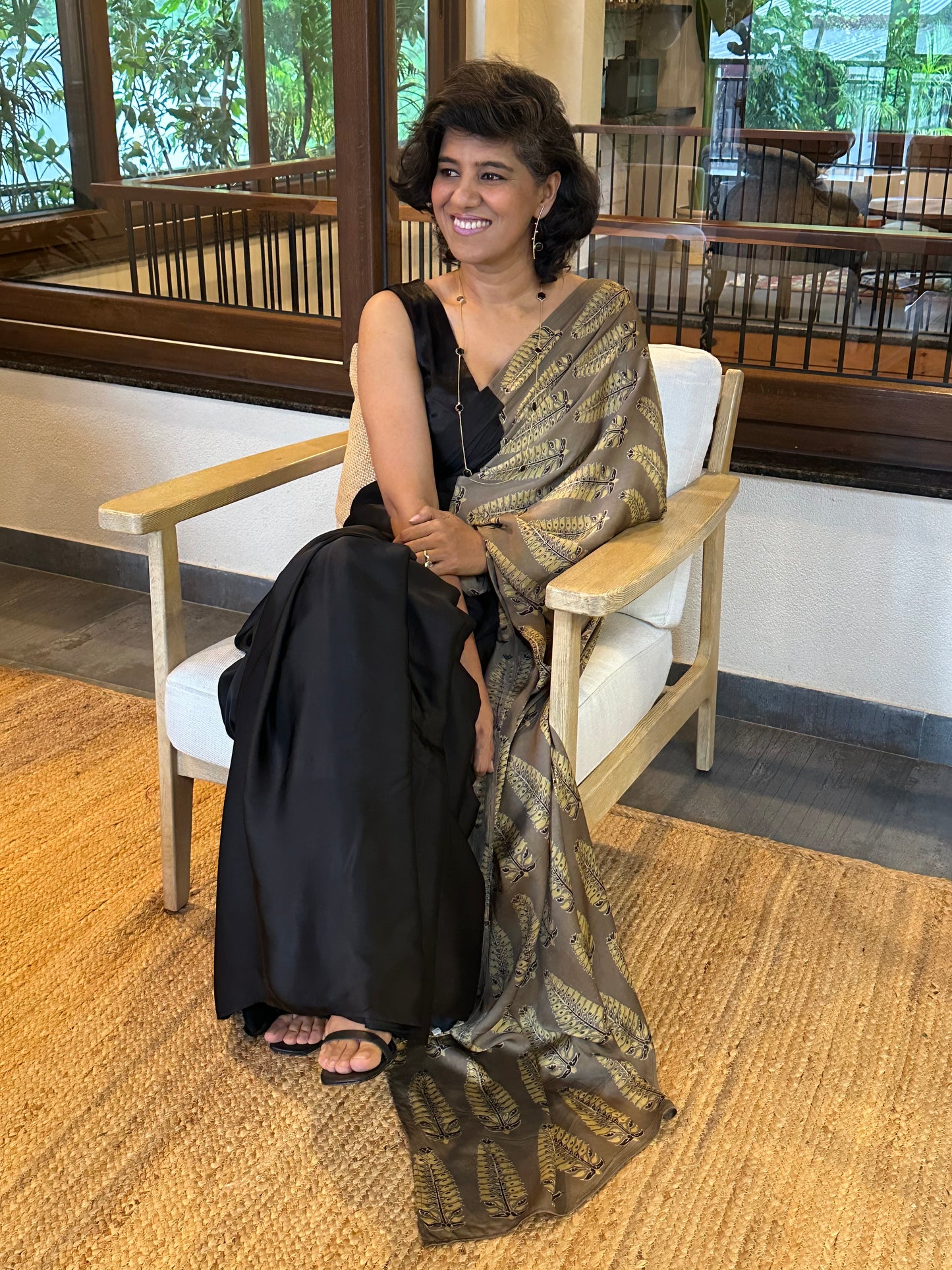 KATRINA  MODAL  SARI
