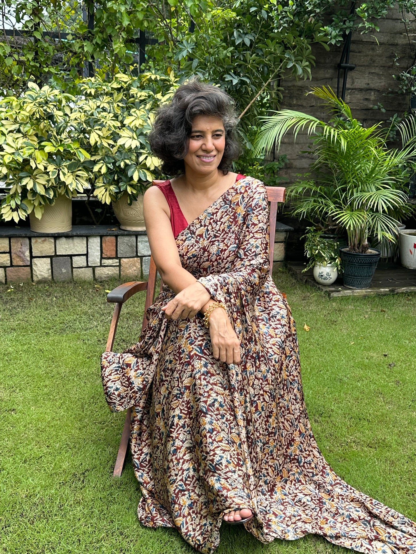 RAKHI MODAL SARI