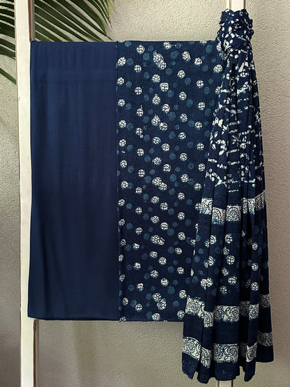 AMOGHA SUIT SET