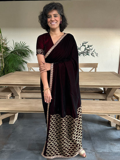 GIRIJA  VELVET  SARI