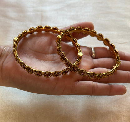 GAYATRI BANGLES
