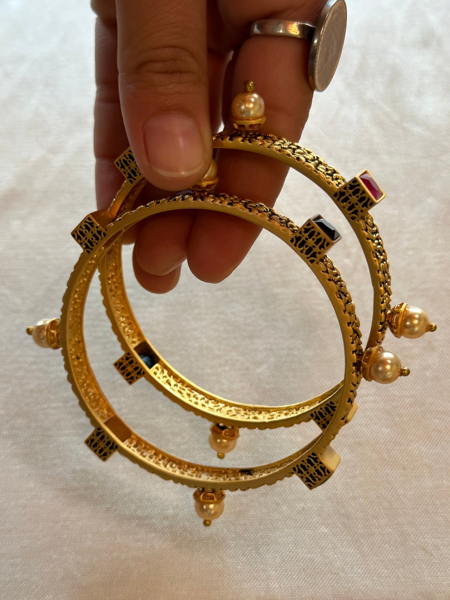 NAINA BANGLES