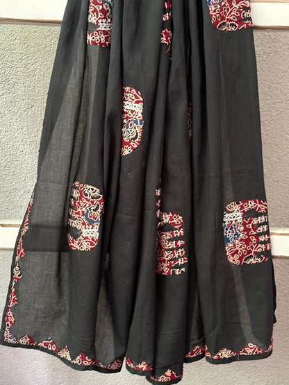 SHREYA  APPLIQUE  DUPATTA