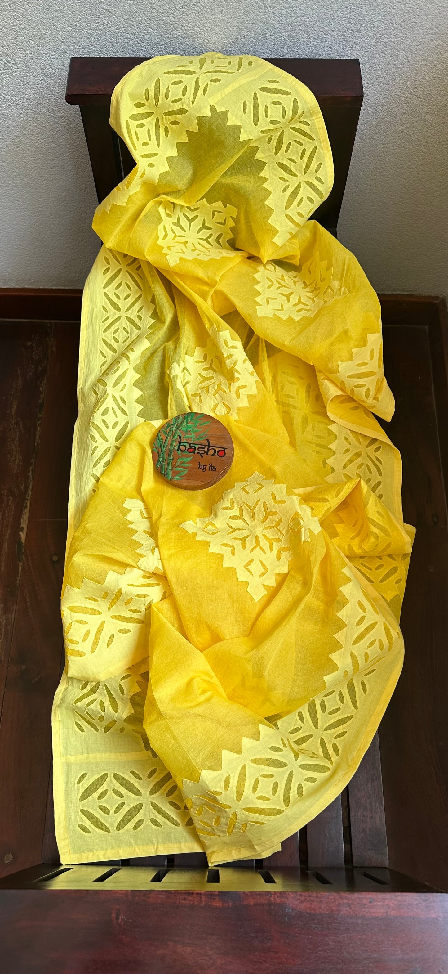 DITYA  APPLIQUE  DUPATTA