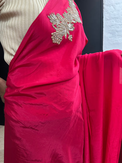 LET LIFE FLOW - FUCHSIA BROOCH SARI PERFECTLY IMPERFECT