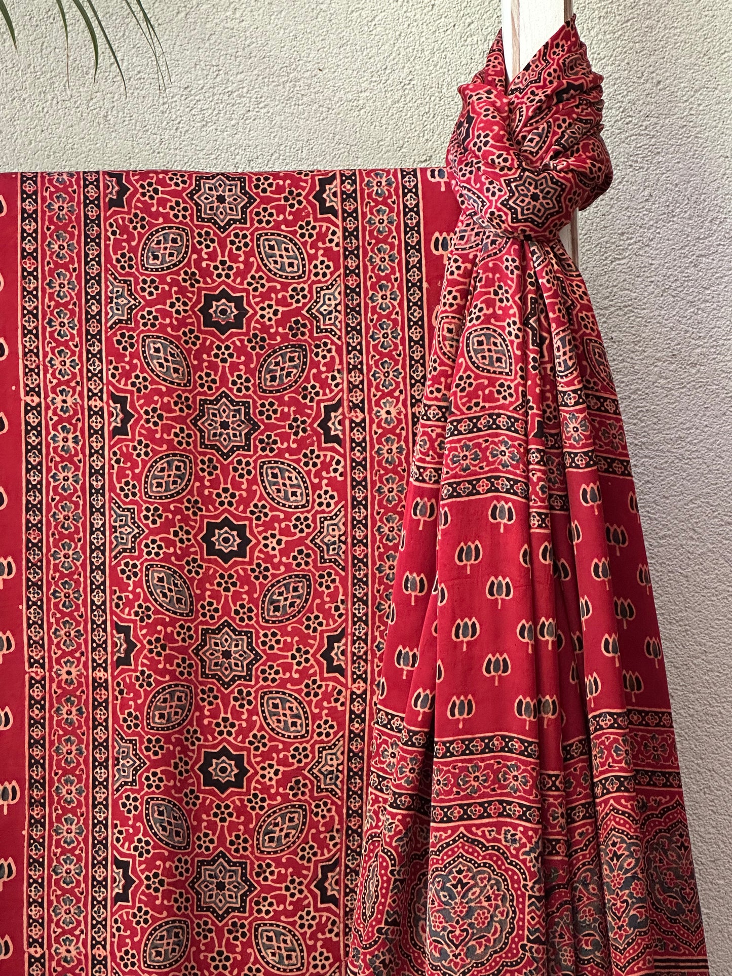 KRISHAAY AJRAKH  MODAL  SUIT