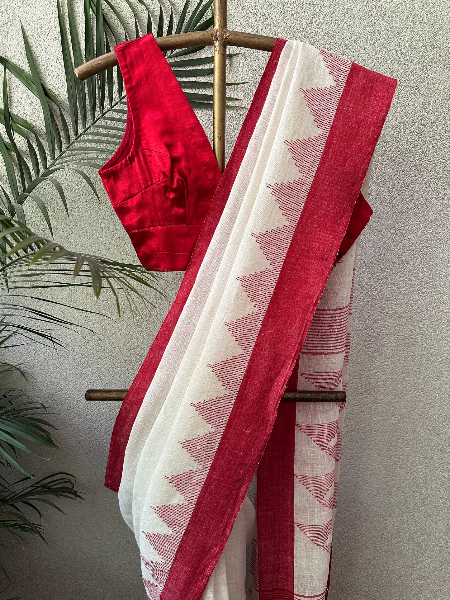 REEMA 4  LINEN  SARI