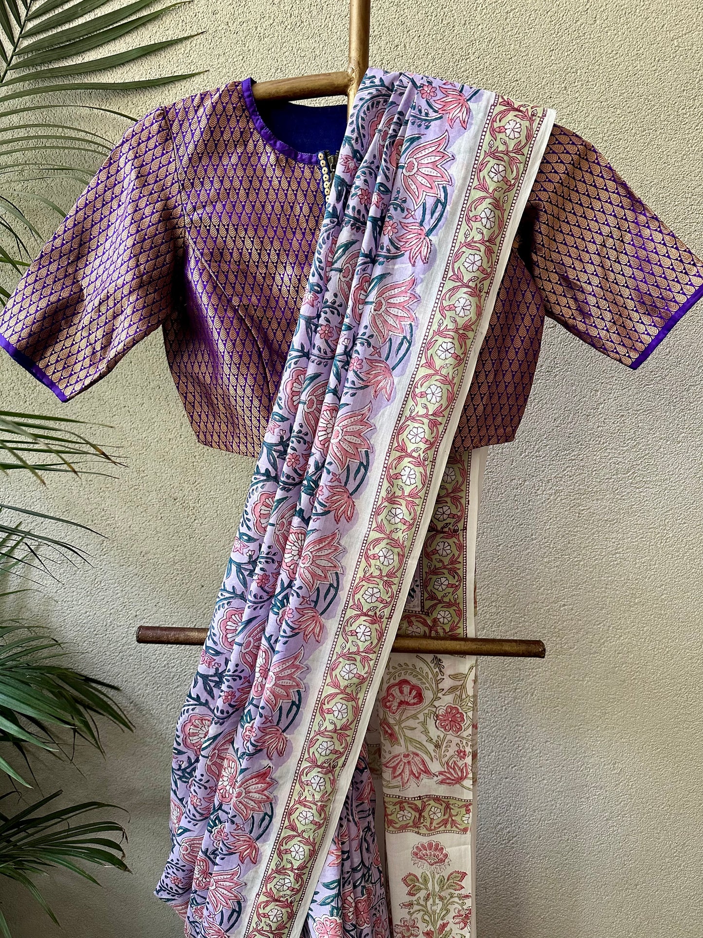 RAJNIGANDHA  COTTON  SARI