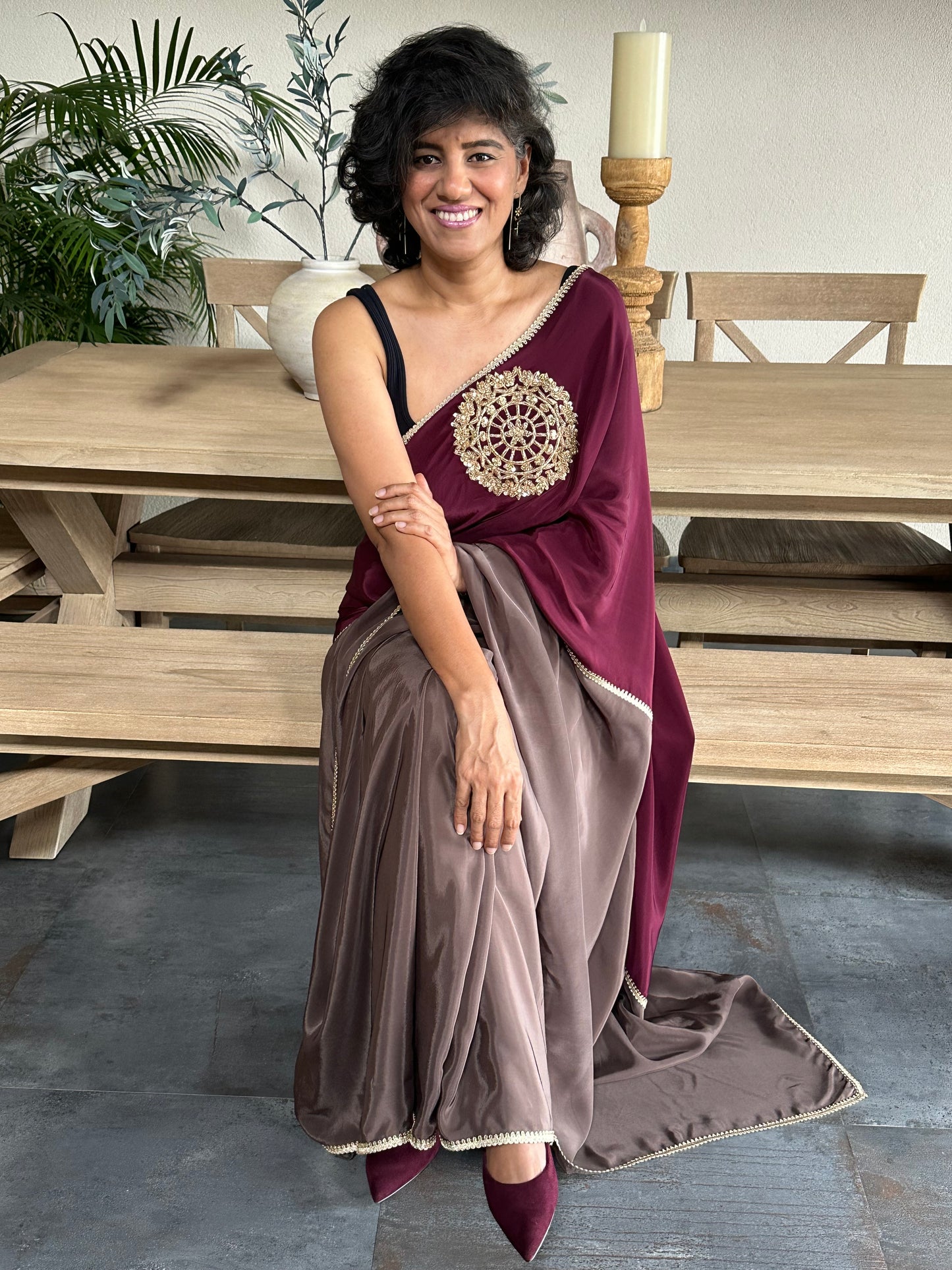 STAY WILD - BURGUNDY BROOCH SARI