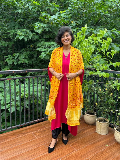 GARIMA  BANDHANI  MODAL  DUPATTA