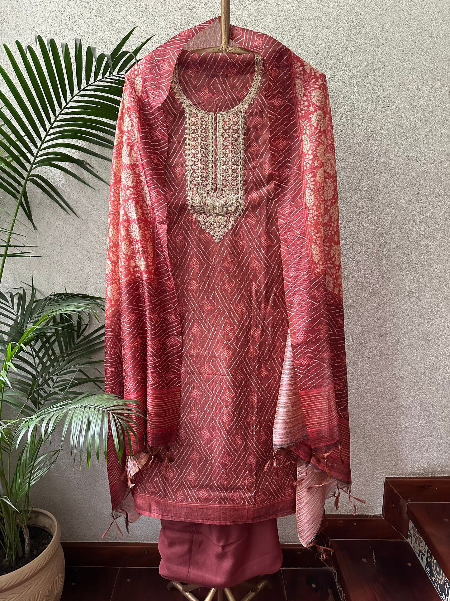 PRIYANKA SEMI STITCHED SUIT SET