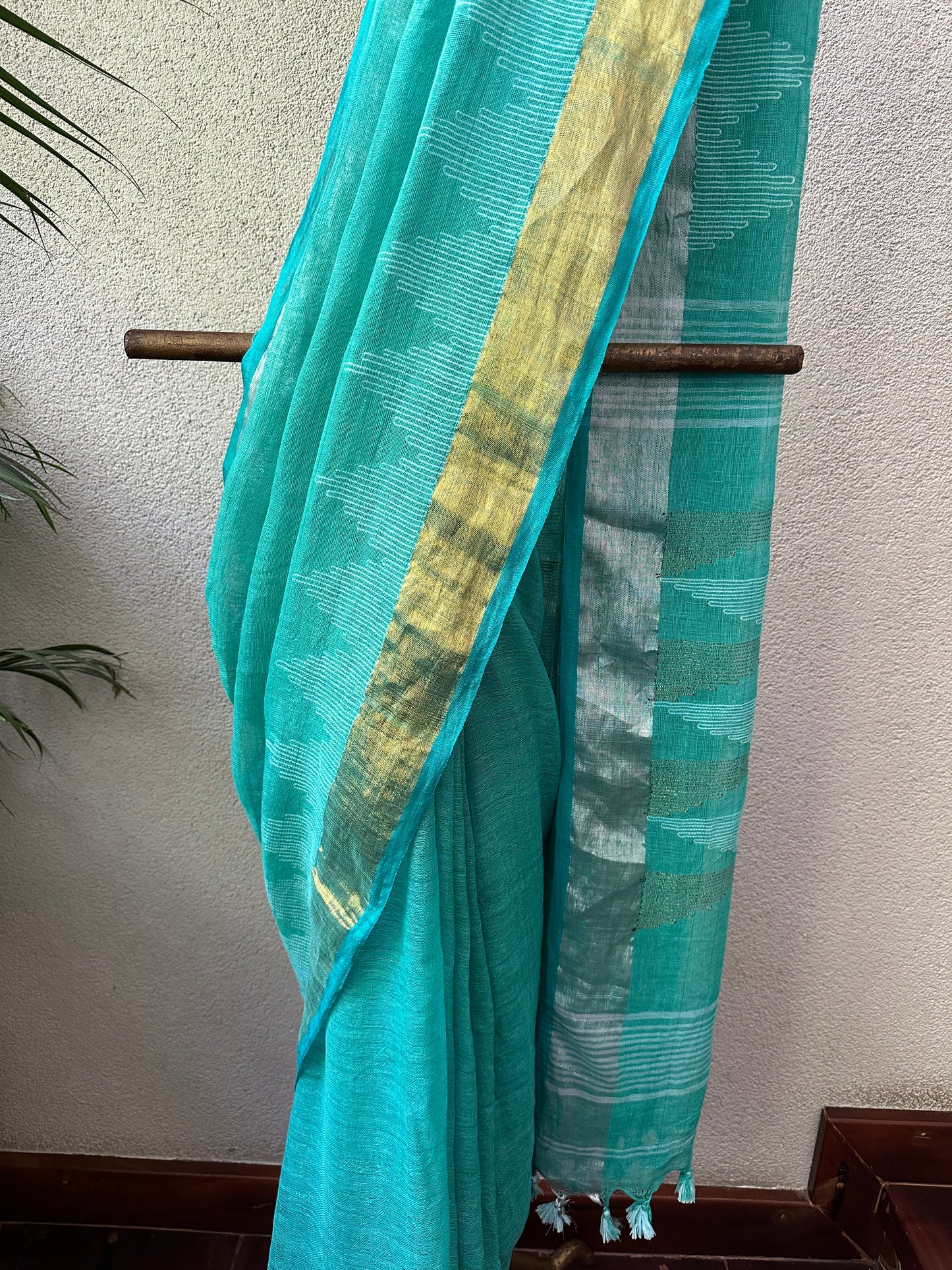 REEMA 7  LINEN  SARI