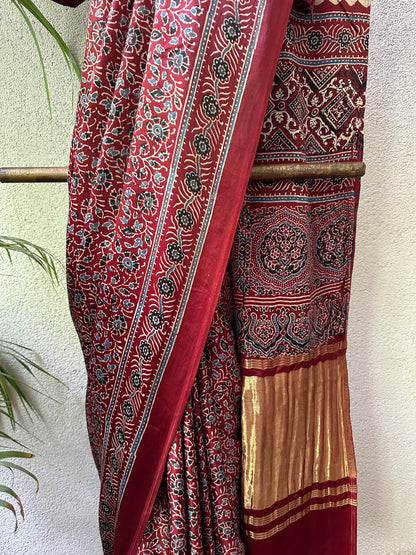 PRIYAKAT AJRAKH MODAL SARI