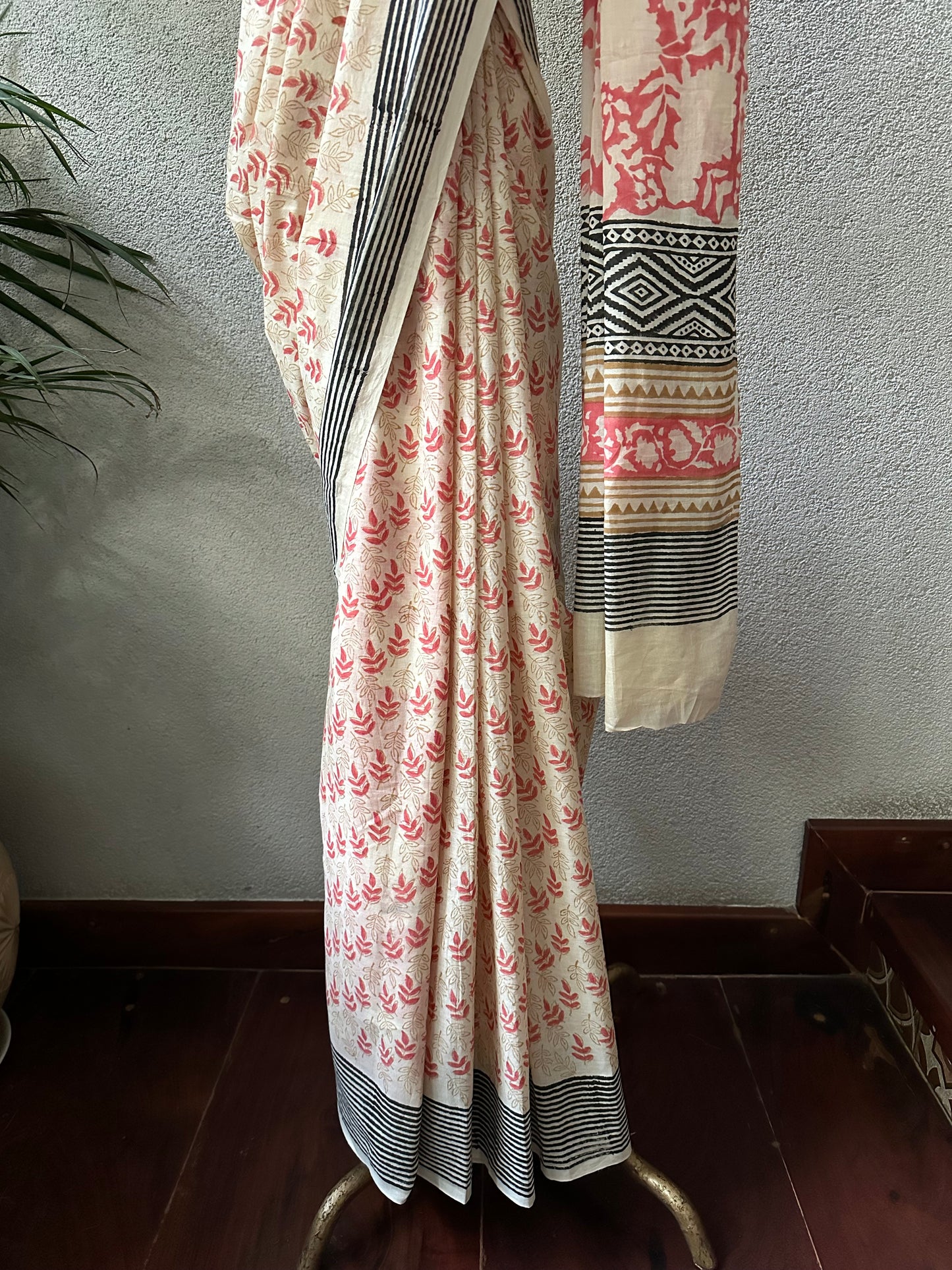 RADHA  COTTON  SARI