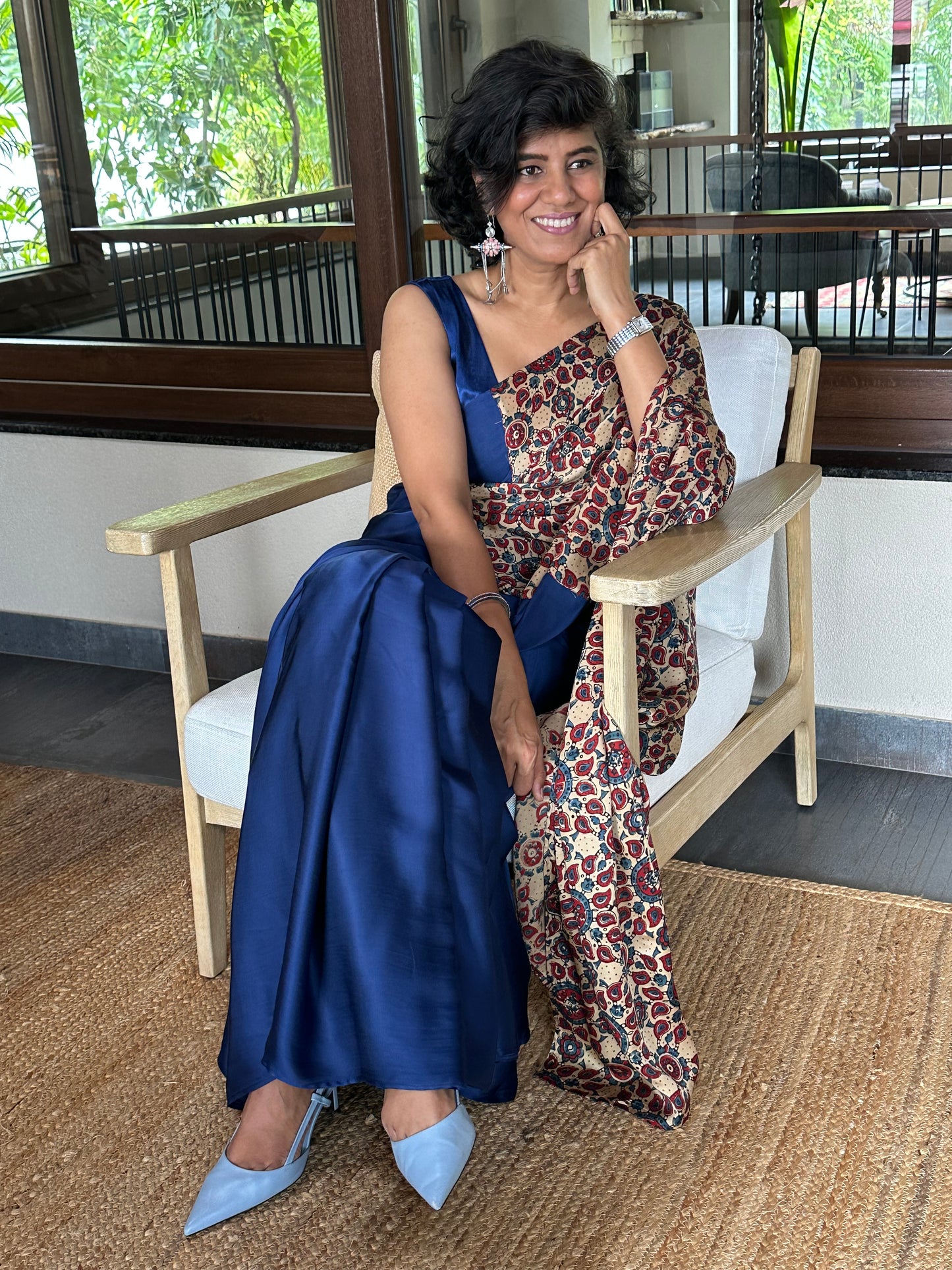 JAYA  MODAL  SARI