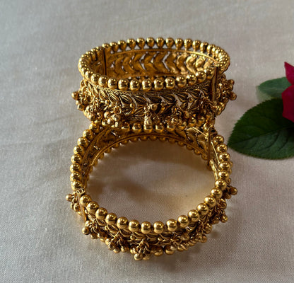 NIDHI BANGLES