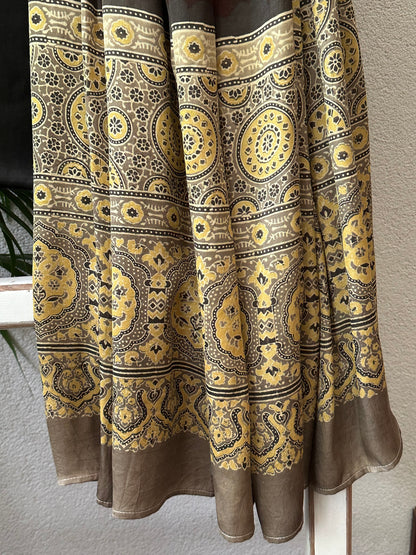 NARAYAN 2 PIECE SET