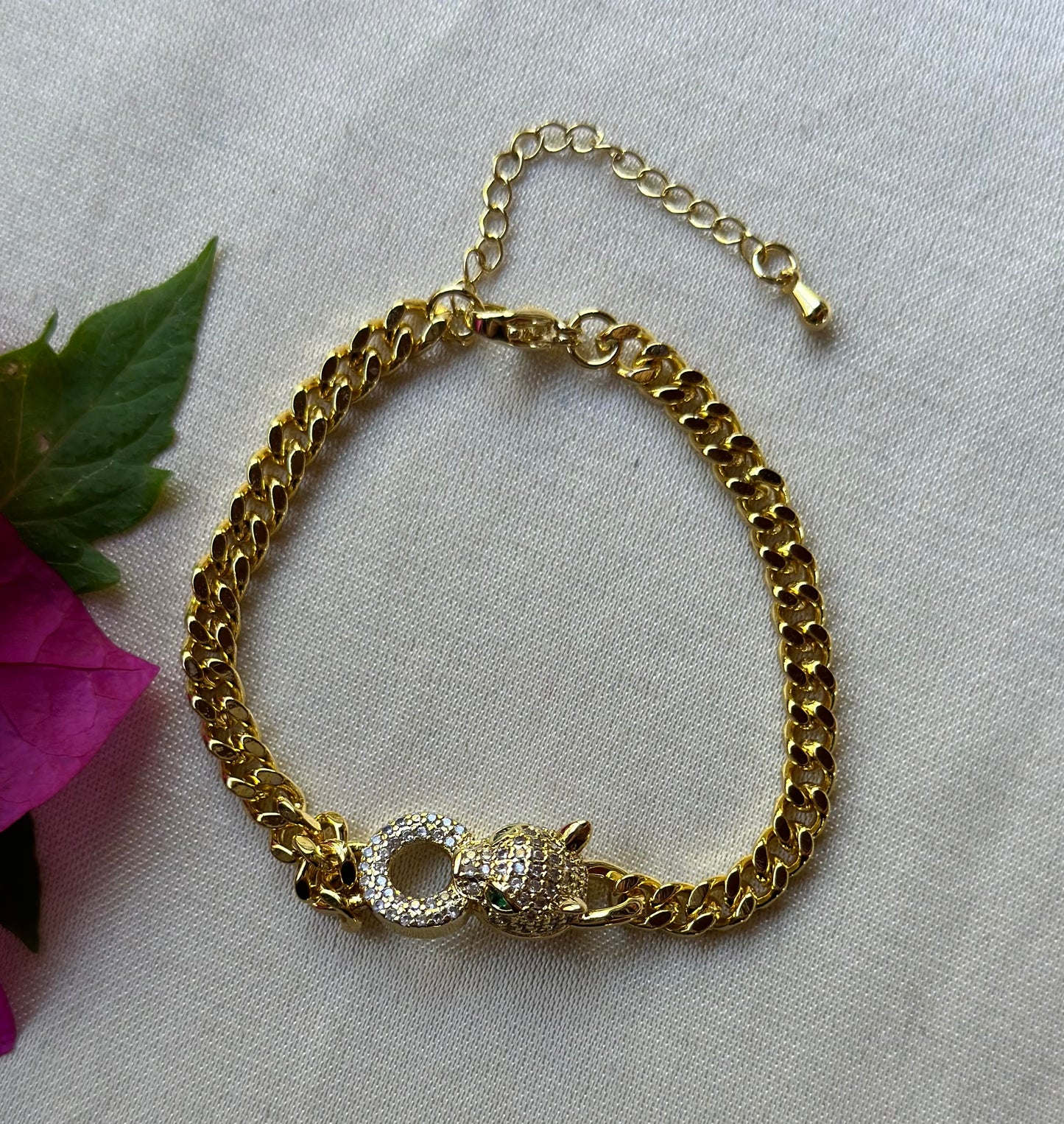 PERSIAN CAT GOLD