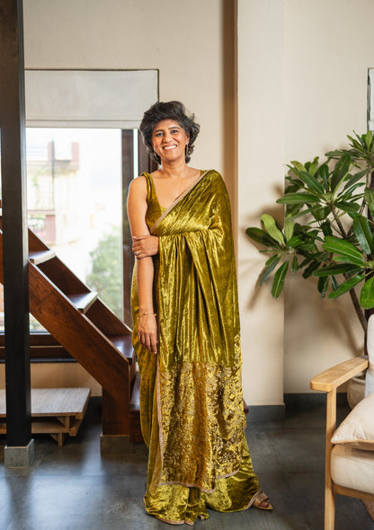 NAKUL VELVET SARI