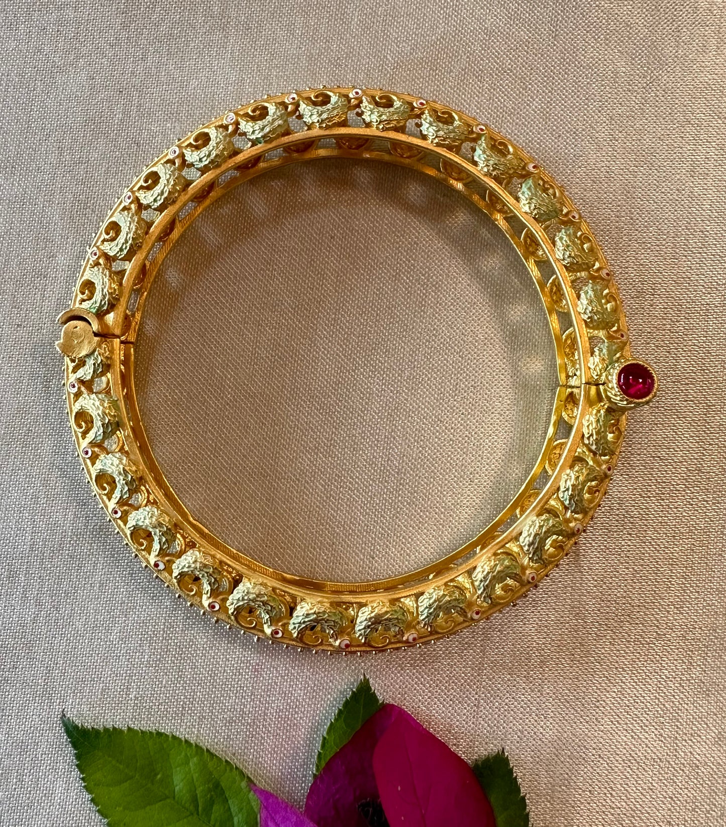 NAVYA BANGLES