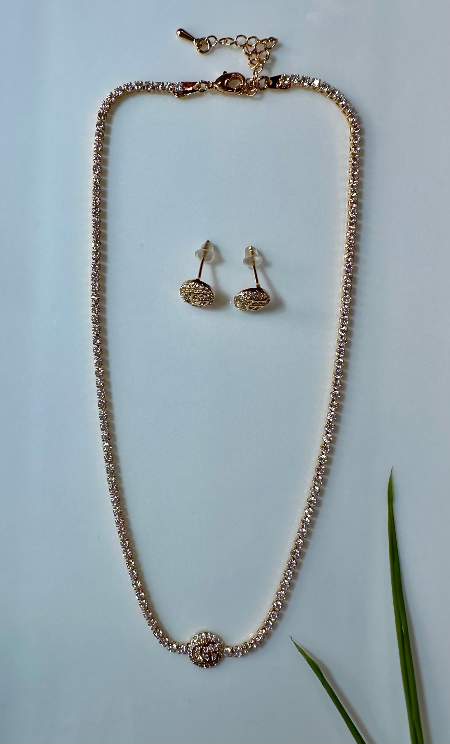TISYA PENDANT SET
