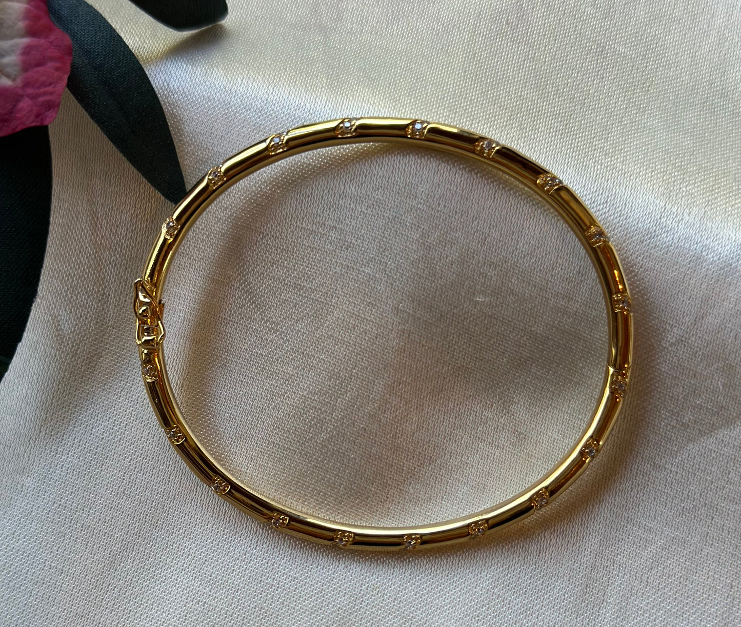 FLOURISH BRACELET