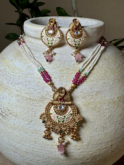 RADHA NECKLACE