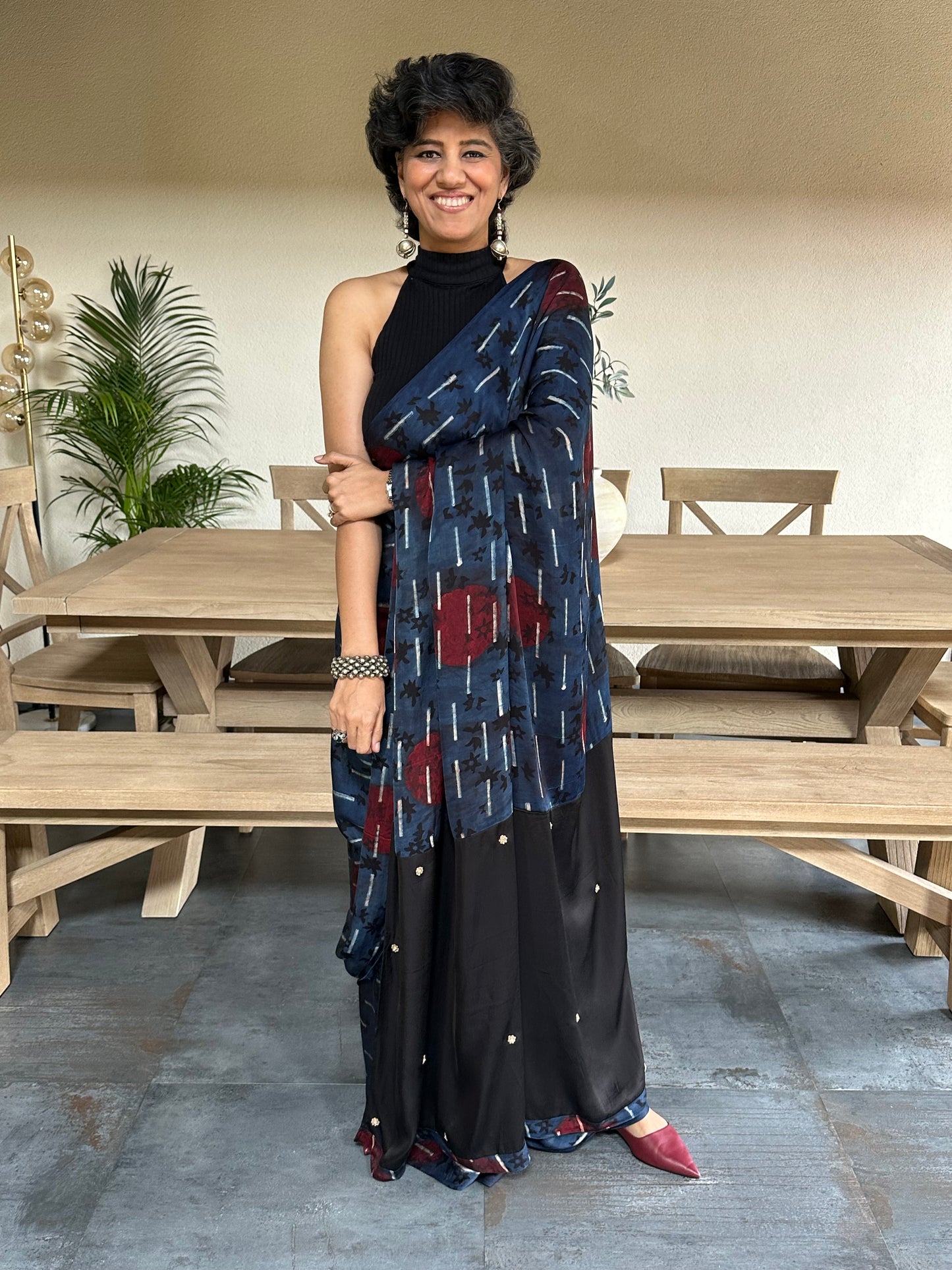 ANOOP  MODAL  SARI