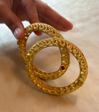 NAVYA BANGLES
