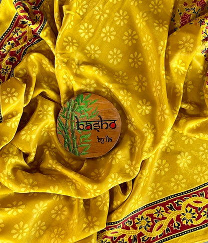 MADAN MOHAN AJRAKH MODAL SARI