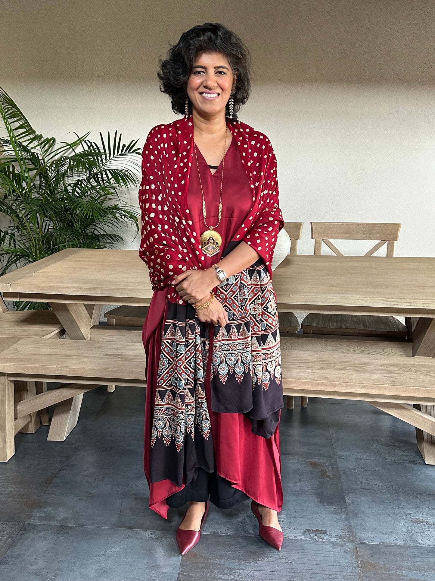 RAJNI  BANDHANI  MODAL  DUPATTA