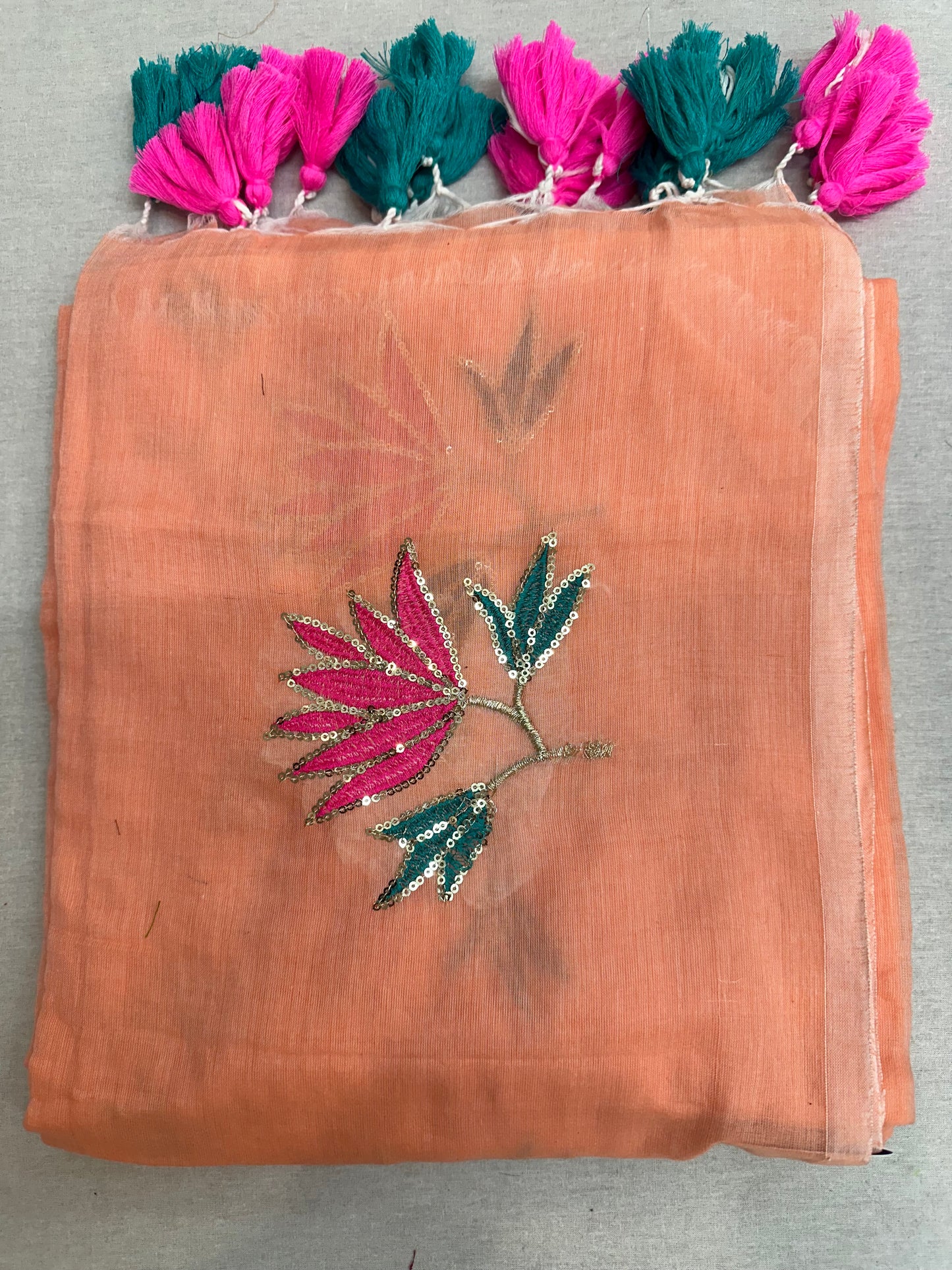 MUL COTTON  EMBROIDERY SEQUIN 1990