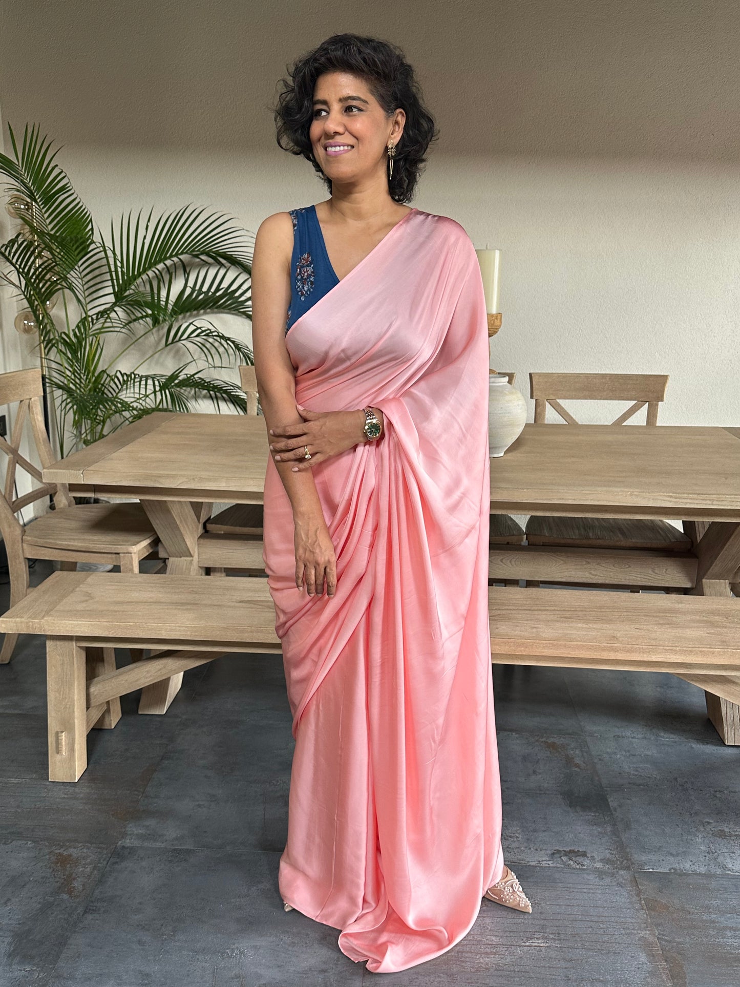 ERA MODAL SARI