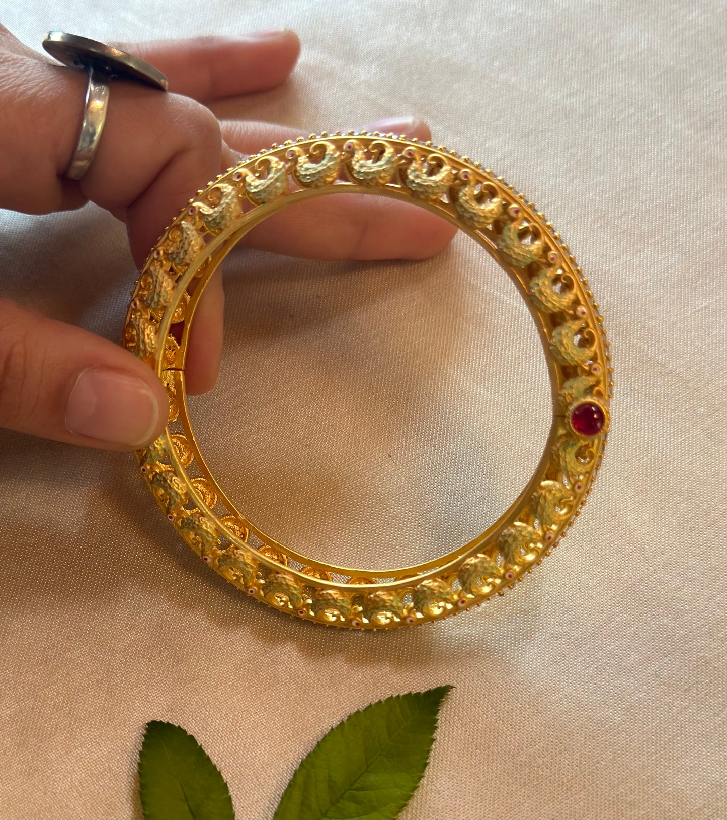 NAVYA BANGLES