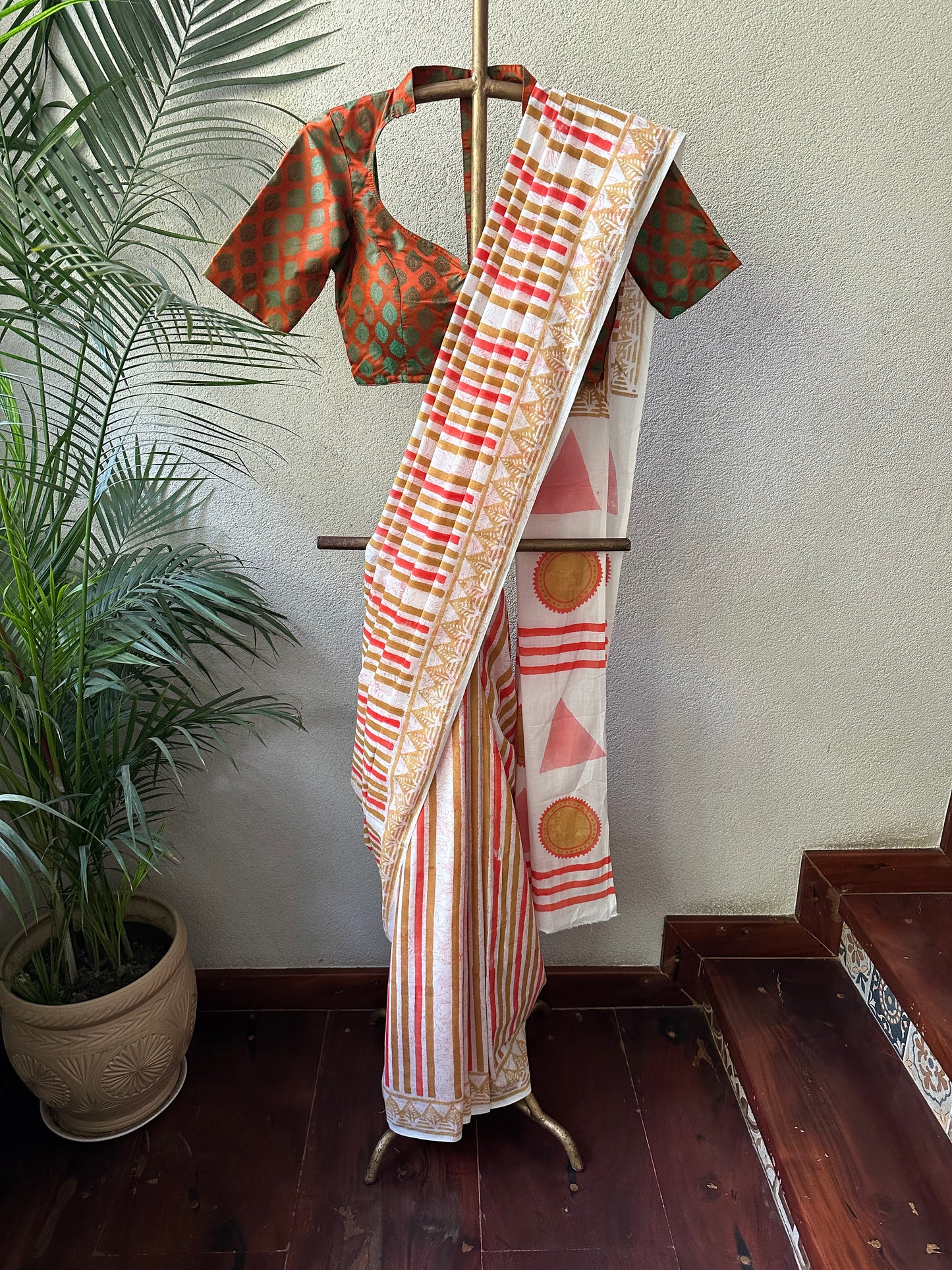 SUNDARI  COTTON  SARI