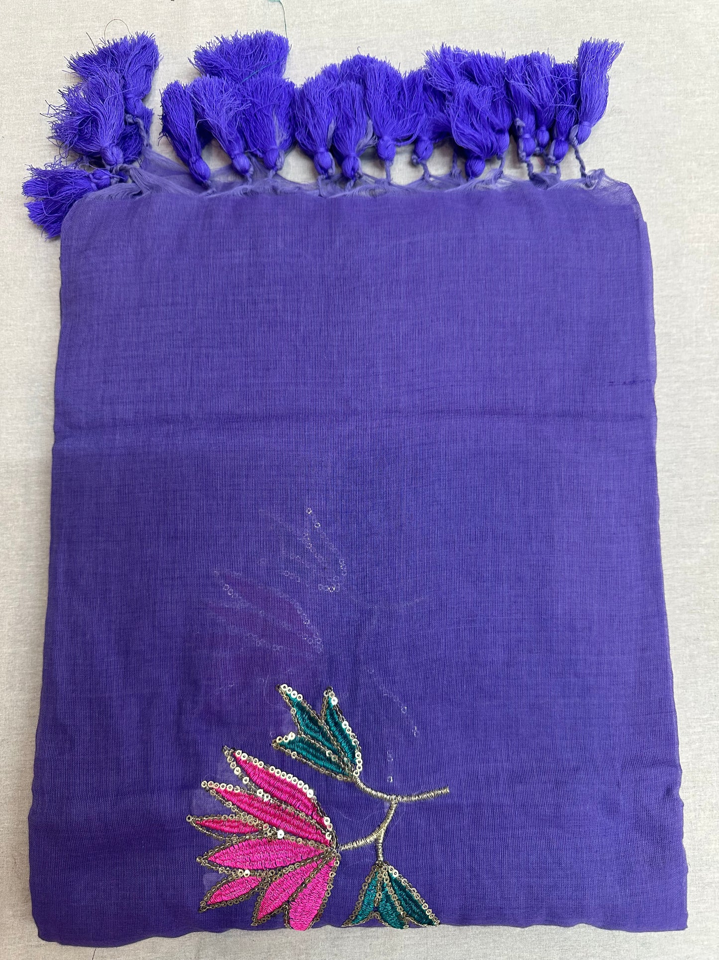 MUL COTTON  EMBROIDERY SEQUIN 1990
