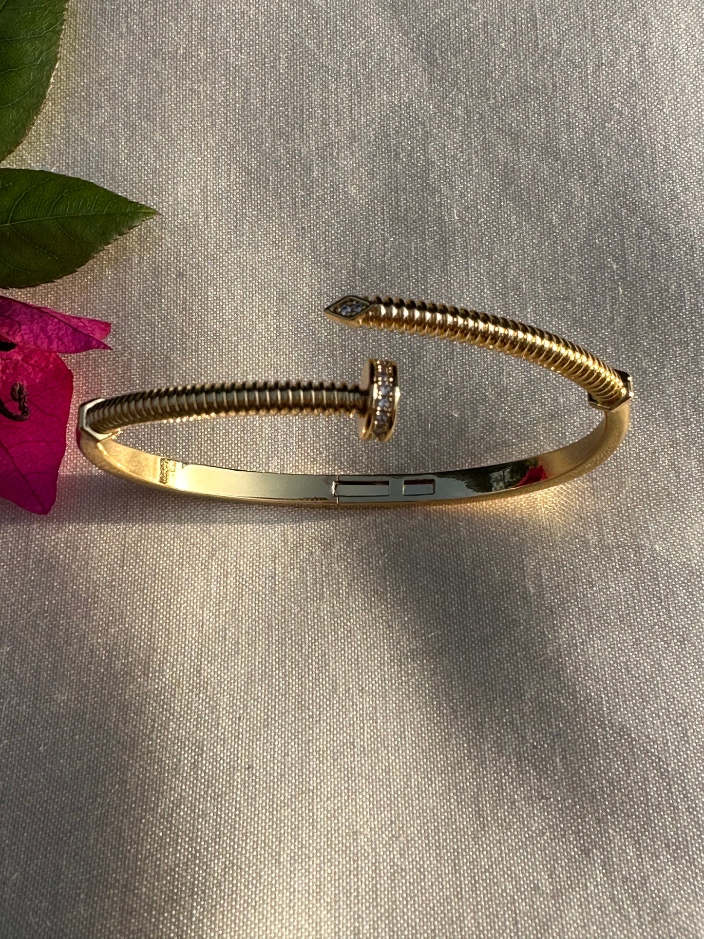 NAIL BRACELET